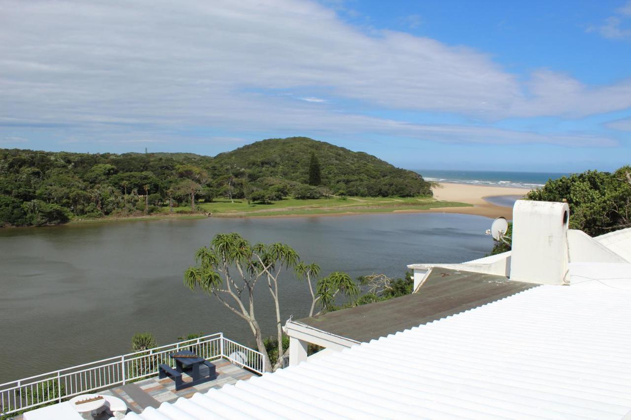 Blue'S Guest House - East London Bonza Bay Exterior foto